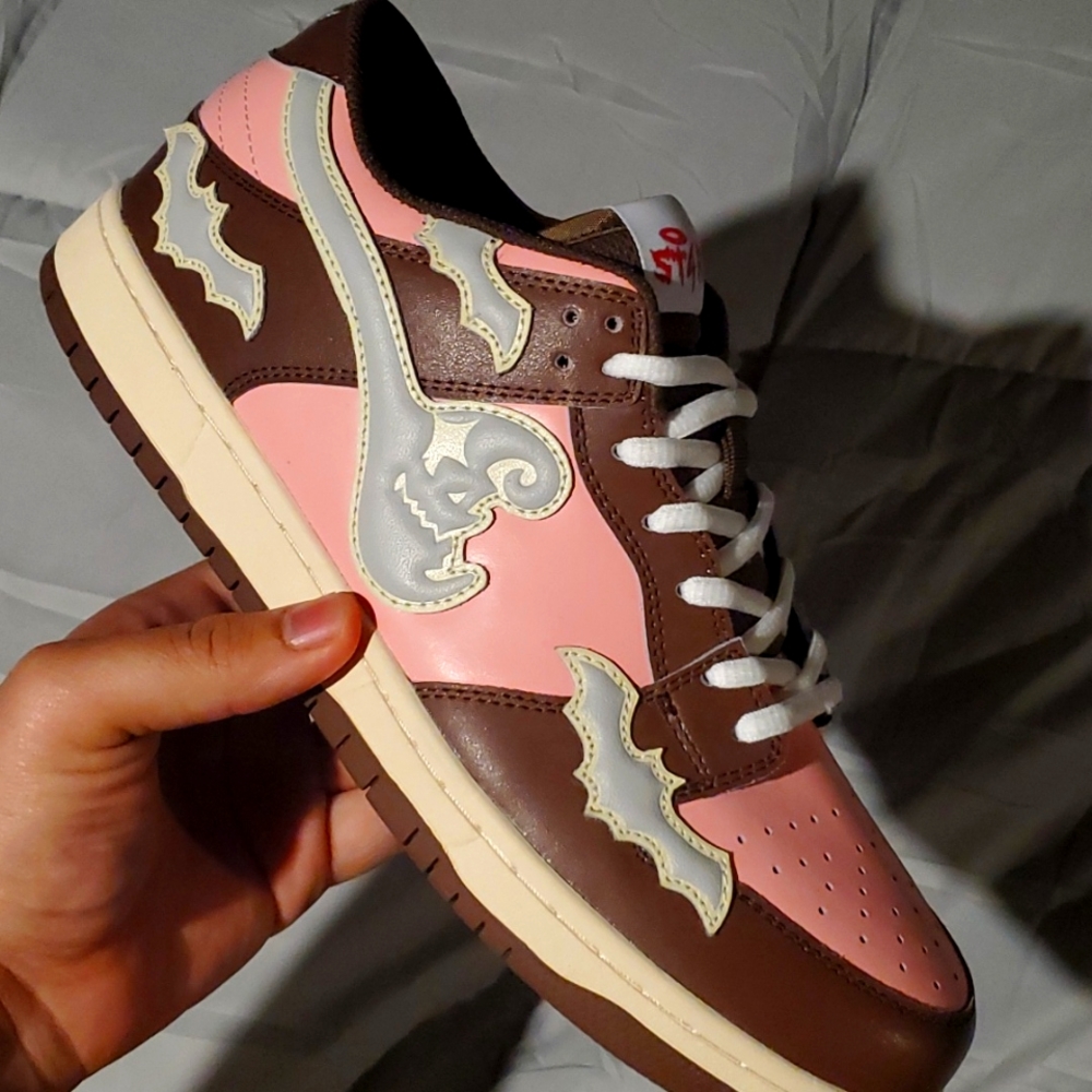 Sample shoe